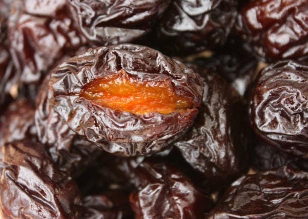 تصویر 3 از قیمت خرید آلوبخارا خشک طرقبه ممتاز عمده به صرفه و ارزان